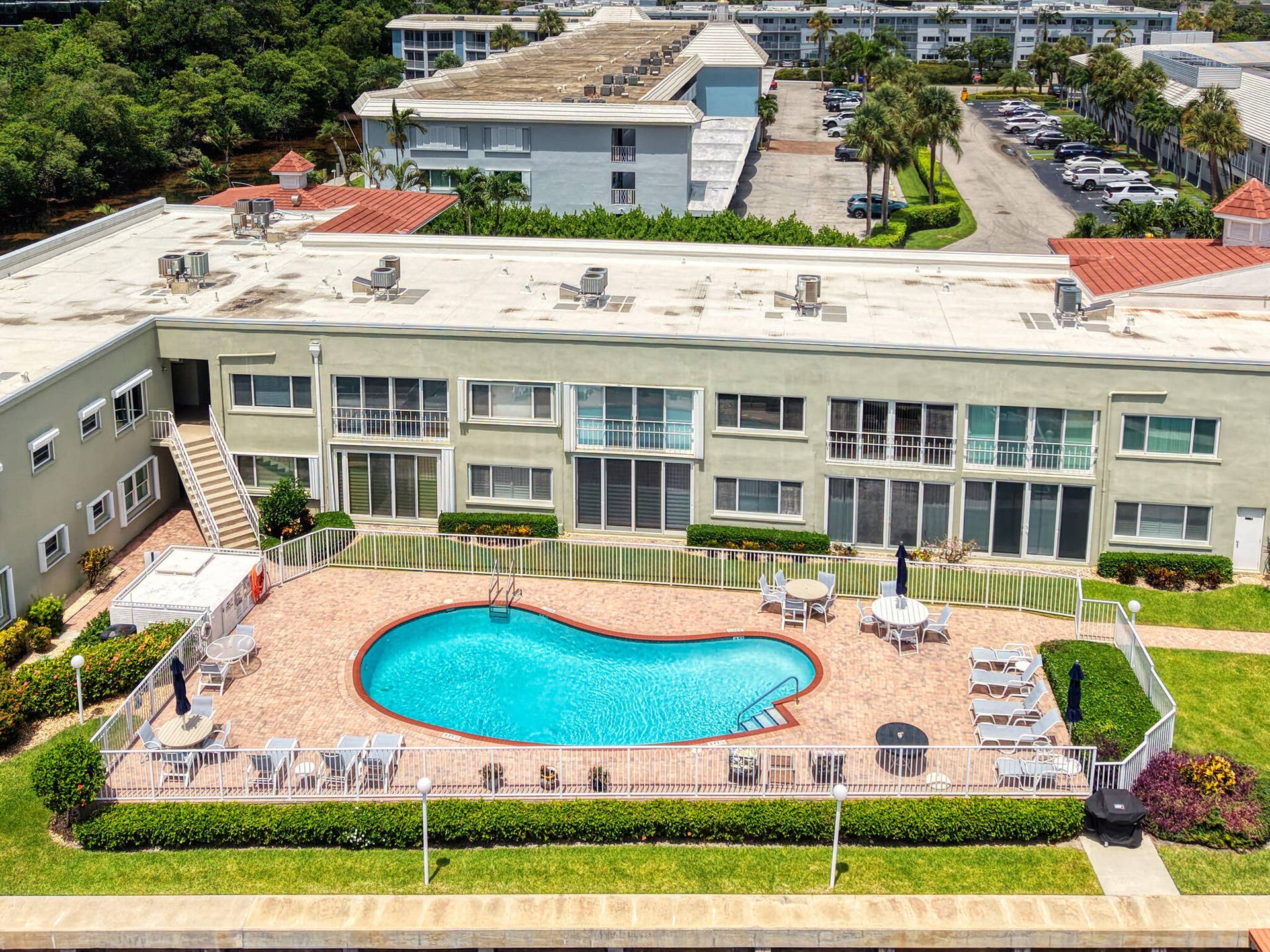 711 NE HARBOUR Terrace, #312, Boca Raton, FL 33431 20 Community Pool (3)