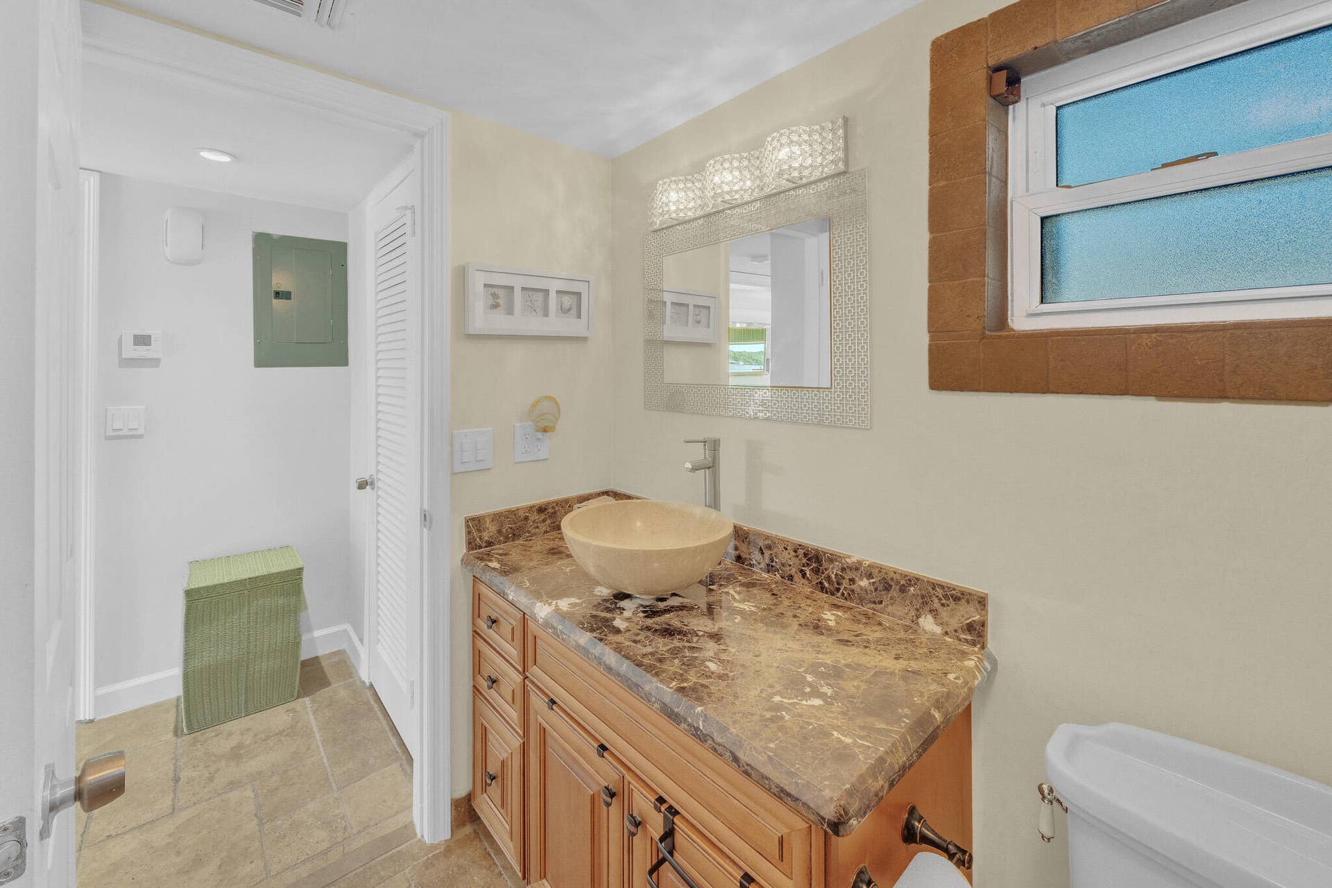 711 NE HARBOUR Terrace, #312, Boca Raton, FL 33431 17 Bathroom (3)