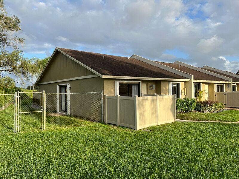 10267 Boca Bend W, #G1, Boca Raton, FL 33428 f64a7646-35fd-4c40-a4a8-bd16d90c1bf0