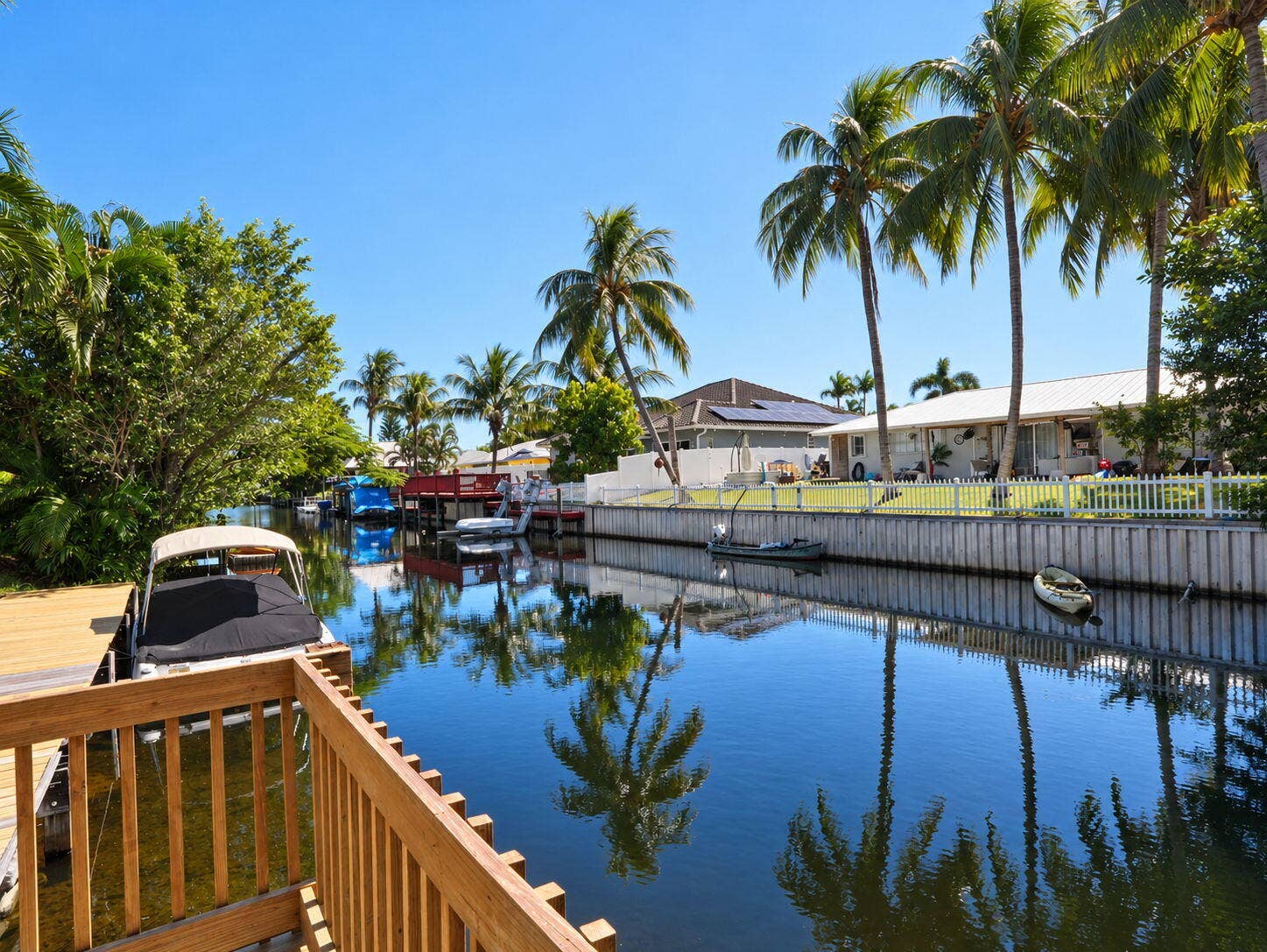 1320 SW 26TH Avenue, Boynton Beach, FL 33426 Navigable Canal