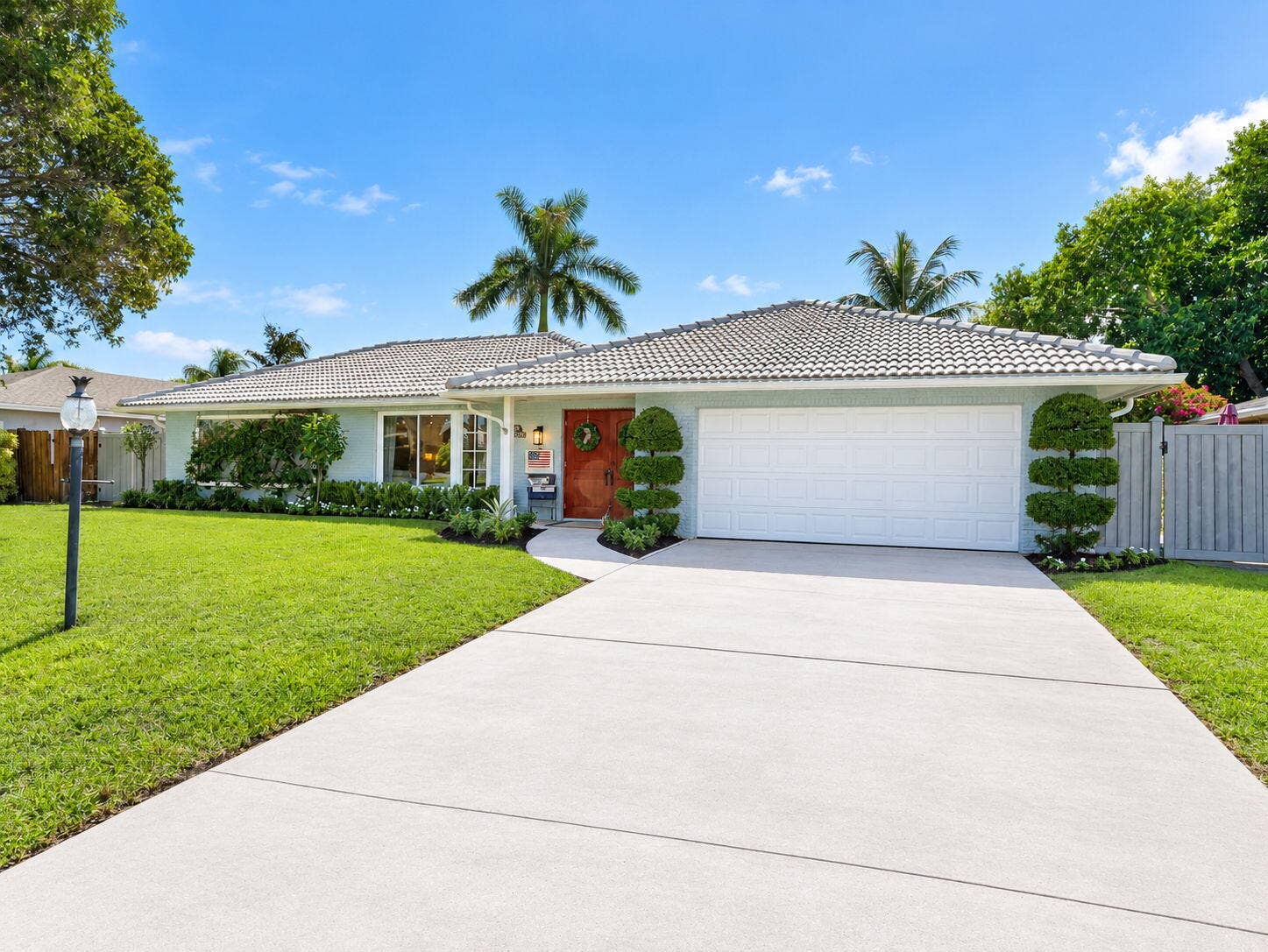 1320 SW 26TH Avenue, Boynton Beach, FL 33426 Front of House