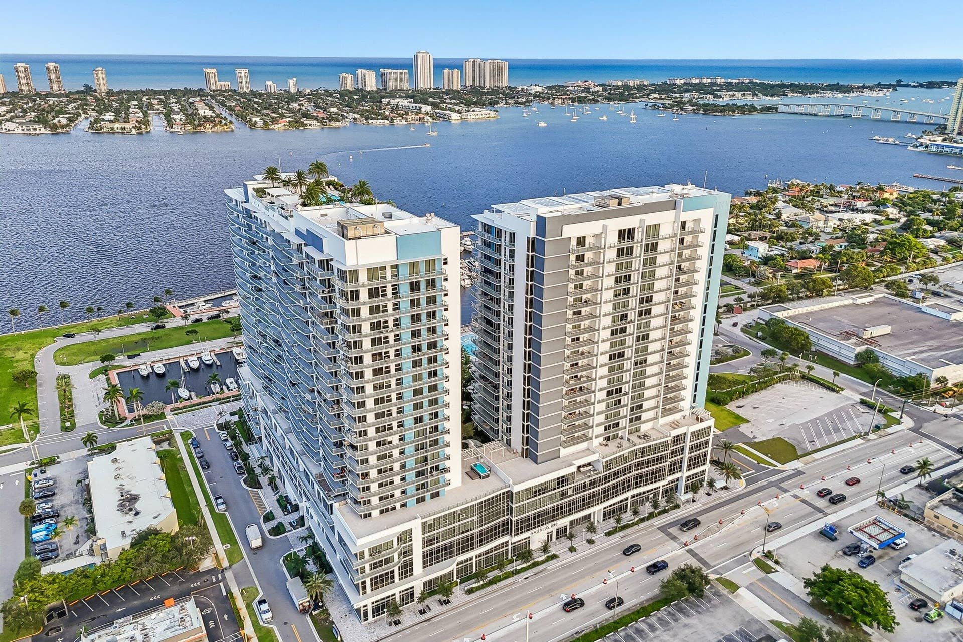 220 LAKE SHORE Drive, #1913, West Palm Beach, FL 33403 Aerial