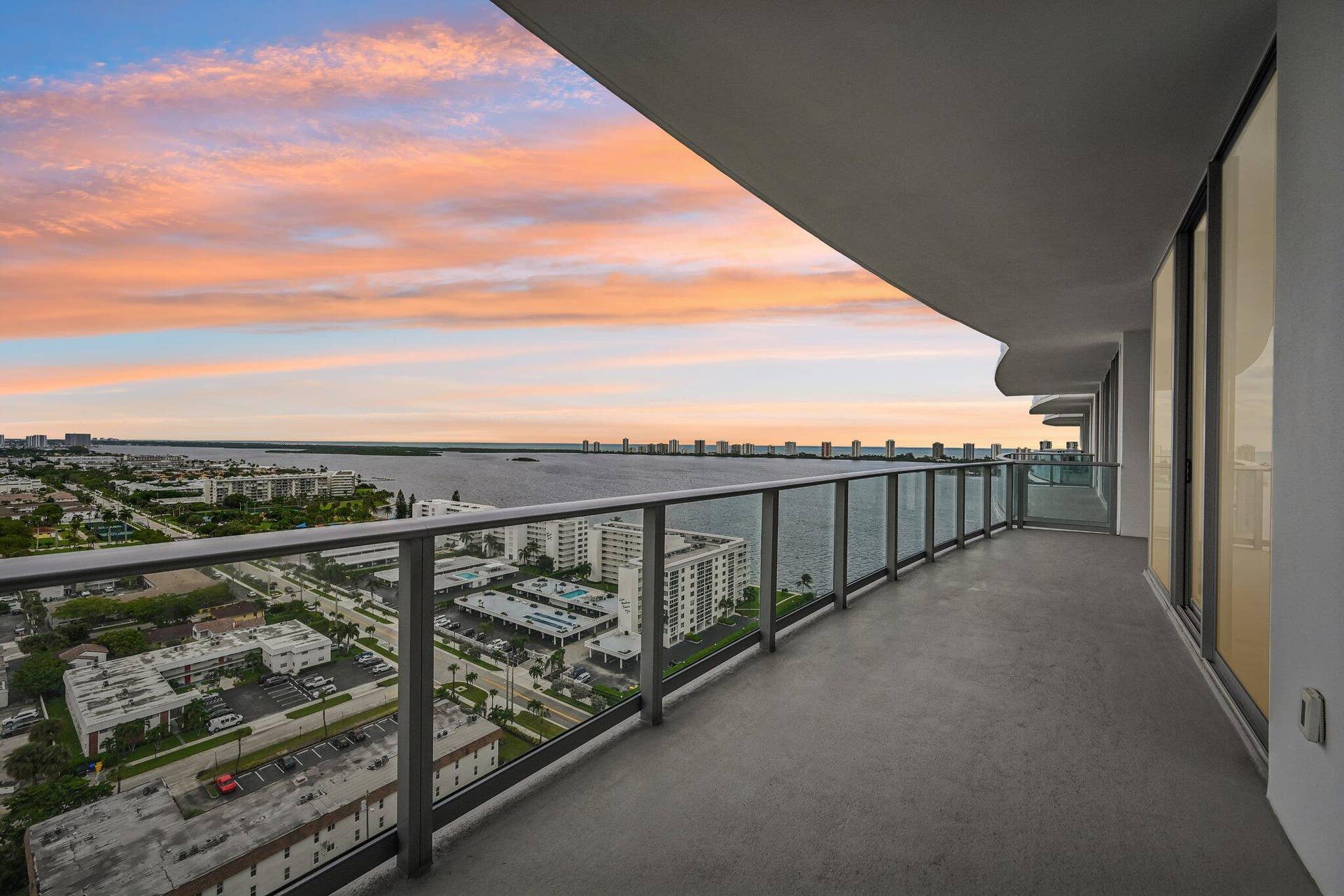 220 LAKE SHORE Drive, #1913, West Palm Beach, FL 33403 Views