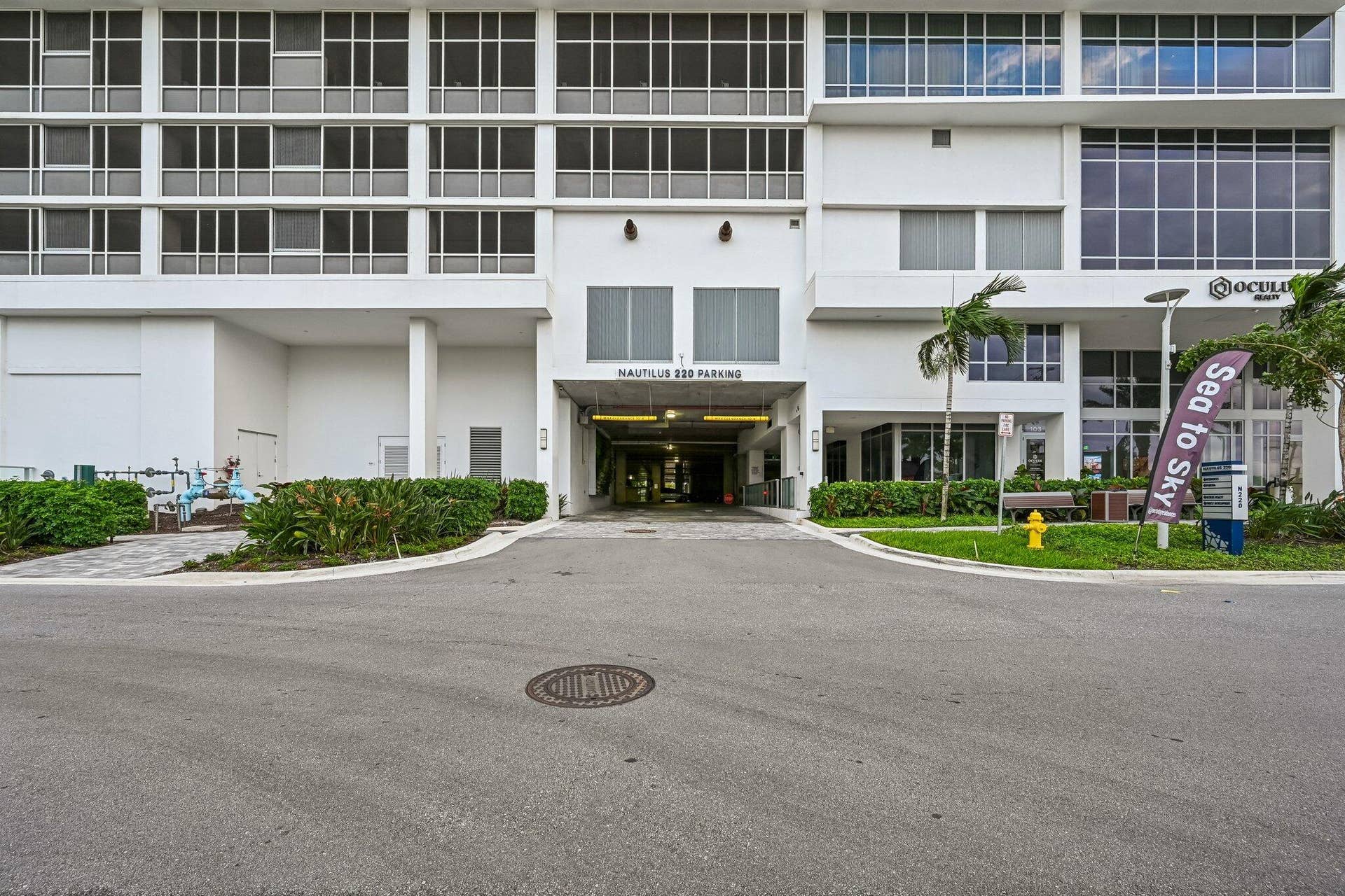 220 LAKE SHORE Drive, #1913, West Palm Beach, FL 33403 Exterior