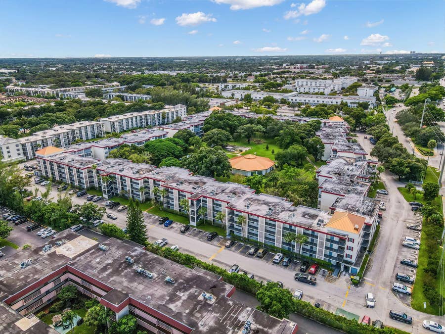 Property photo for 3001 NW 48TH Avenue, #442, Lauderdale Lakes, FL