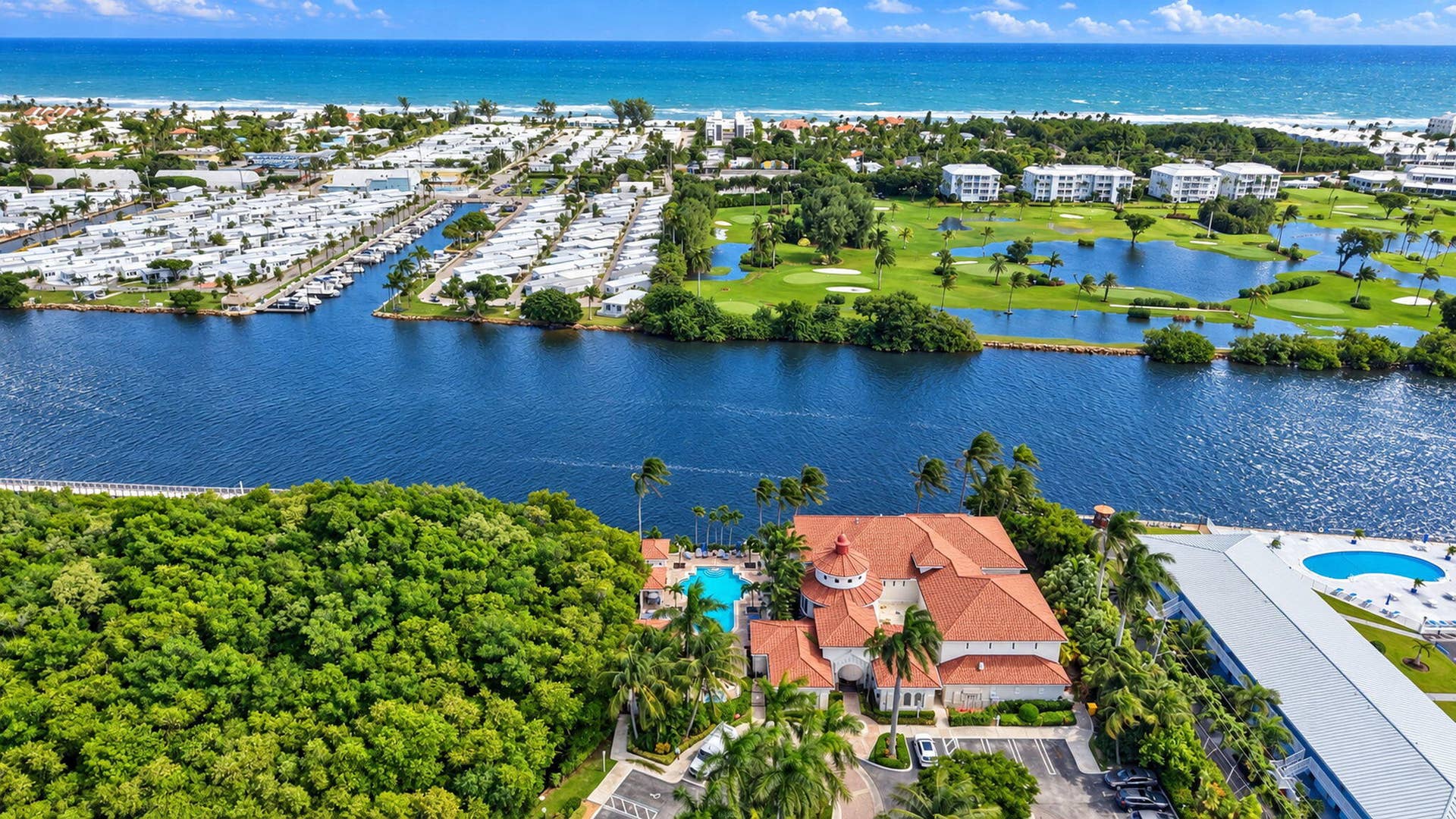 2109 TUSCANY Way, #109, Boynton Beach, FL 33435 Directly on the Intracoastal
