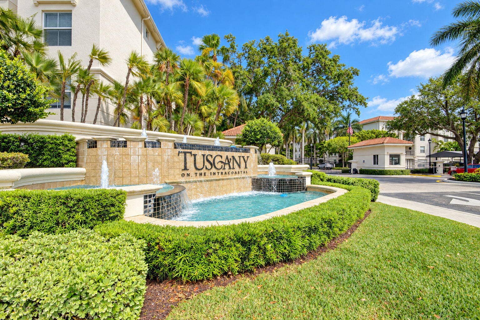 2109 TUSCANY Way, #109, Boynton Beach, FL 33435 Gated Entry Way