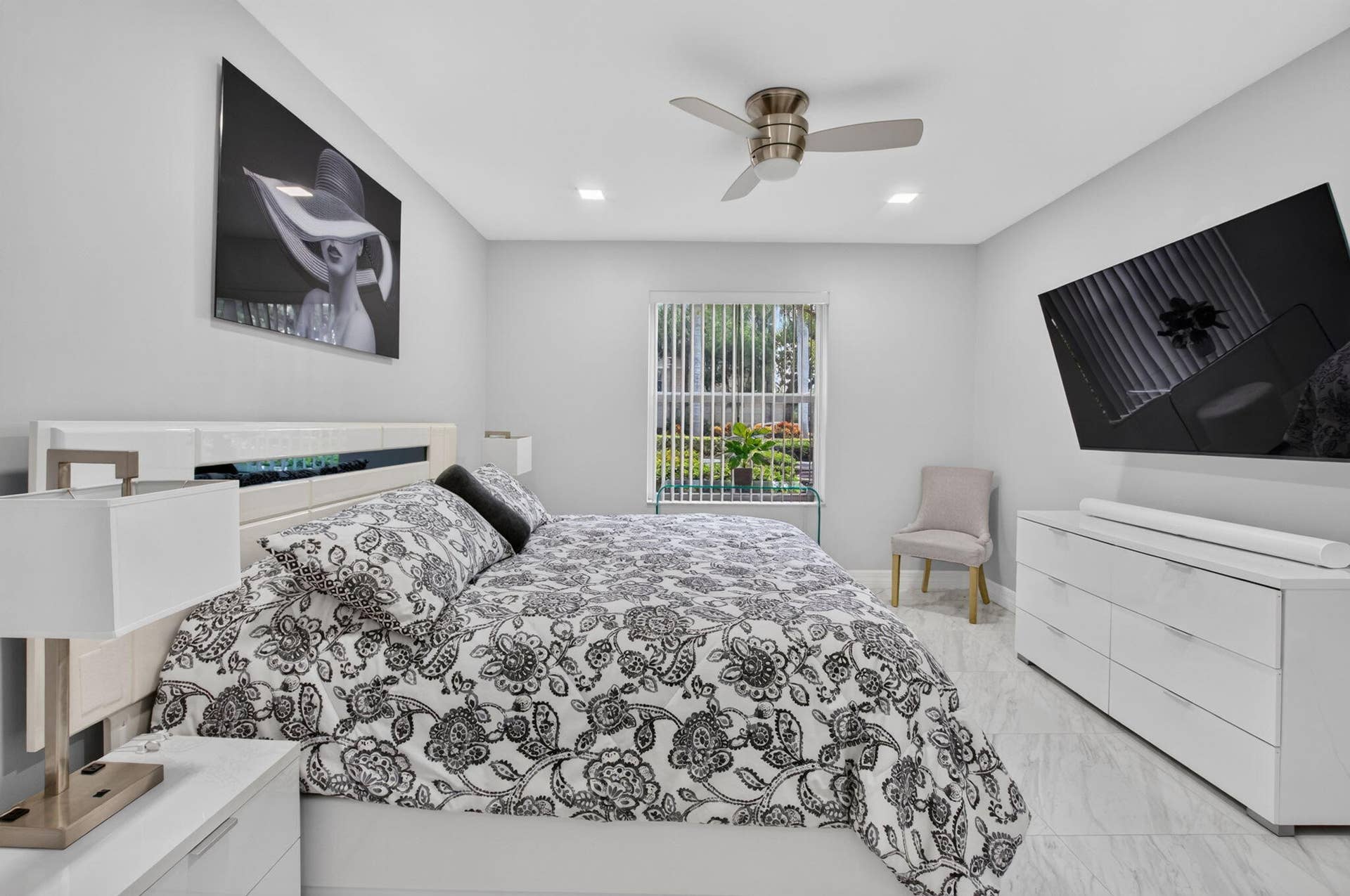 2109 TUSCANY Way, #109, Boynton Beach, FL 33435 Modern Ceiling Fans.