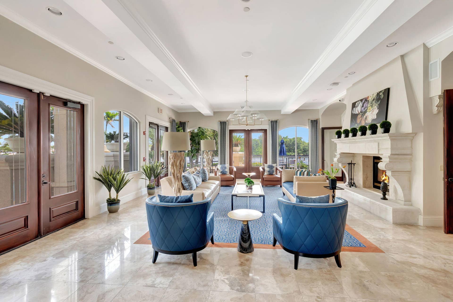 2109 TUSCANY Way, #109, Boynton Beach, FL 33435 Beautifully Appointed Social Lounge