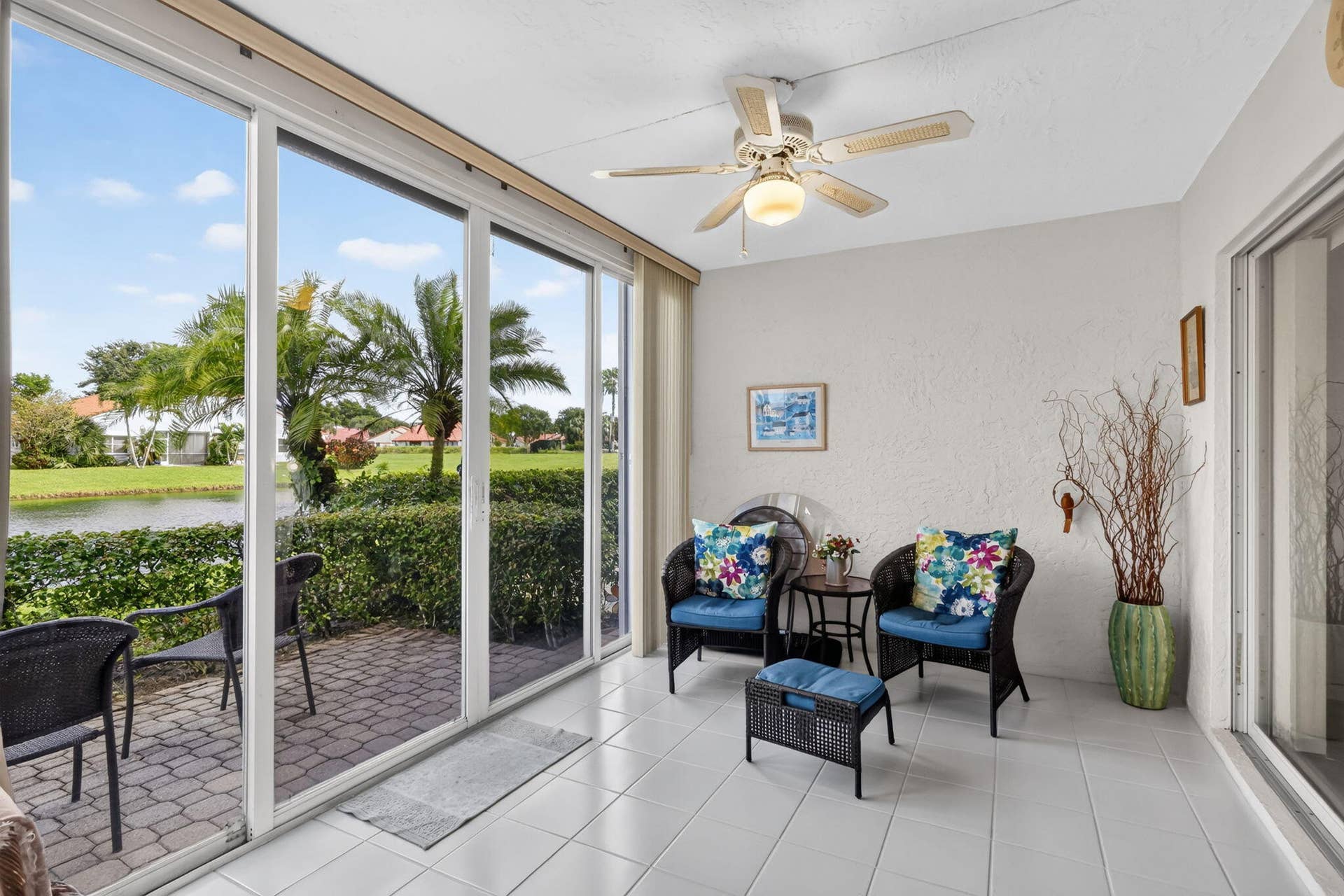 8045 Clear Shores Circle, Delray Beach, FL 33446 Enclosed patio