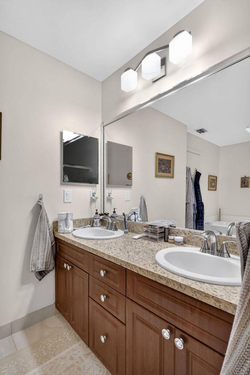 8045 Clear Shores Circle, Delray Beach, FL 33446 39-web-or-mls-_14A9609