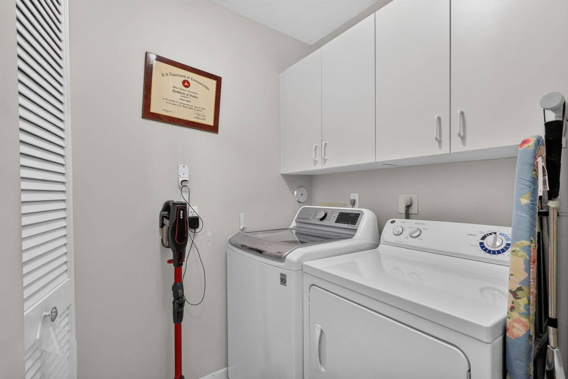 8045 Clear Shores Circle, Delray Beach, FL 33446 Laundry room