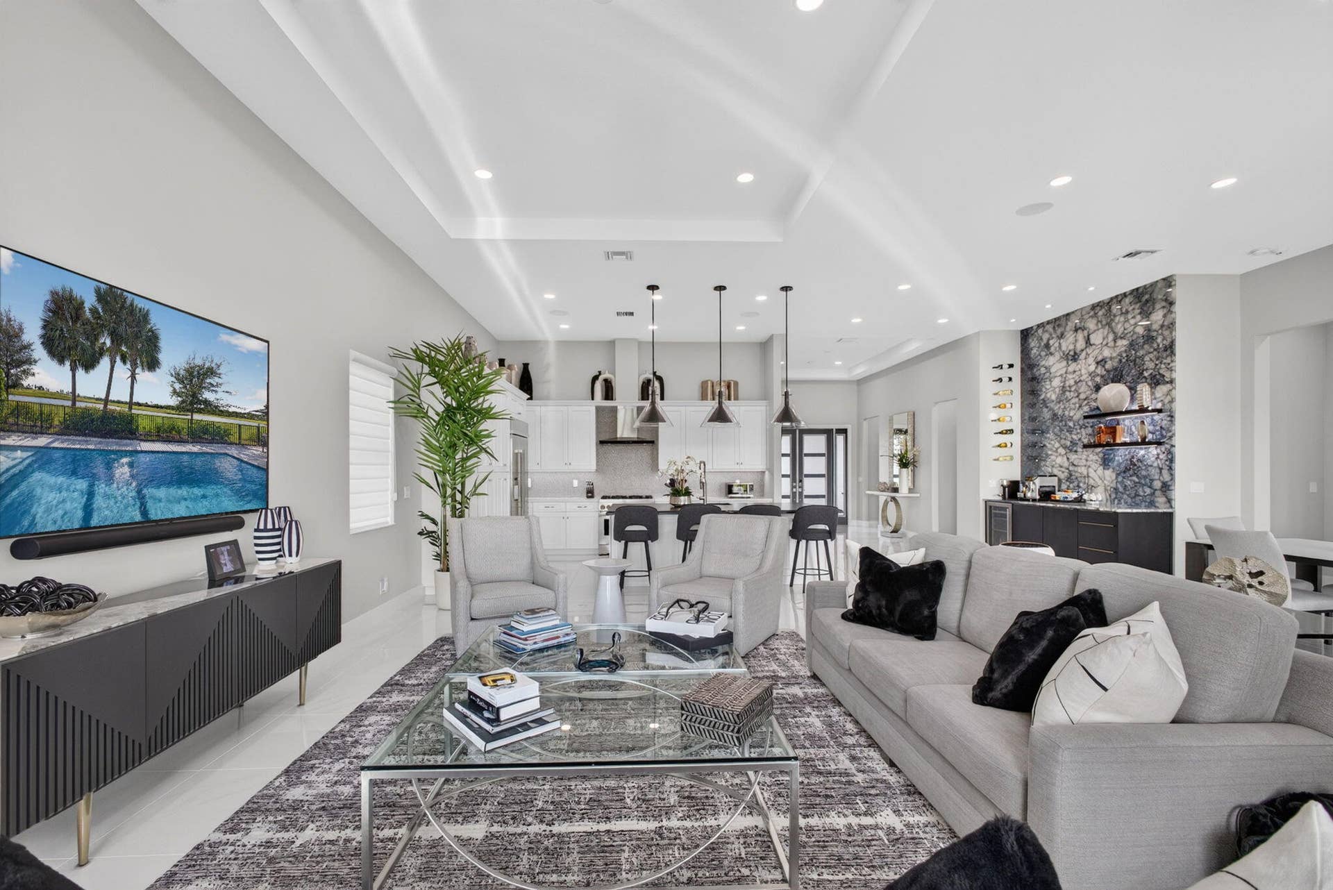 9934 Timber Creek Way, Palm Beach Gardens, FL 33412 Living Room