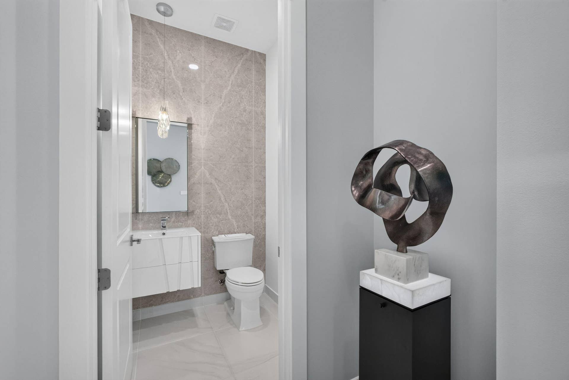 9934 Timber Creek Way, Palm Beach Gardens, FL 33412 Powder Room