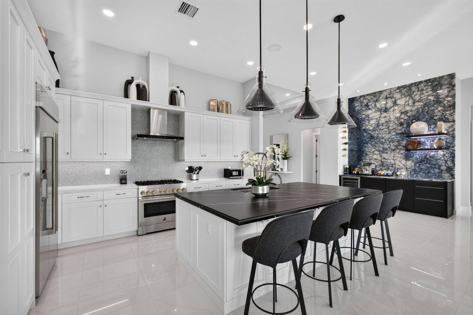 9934 Timber Creek Way, Palm Beach Gardens, FL 33412 Kitchen
