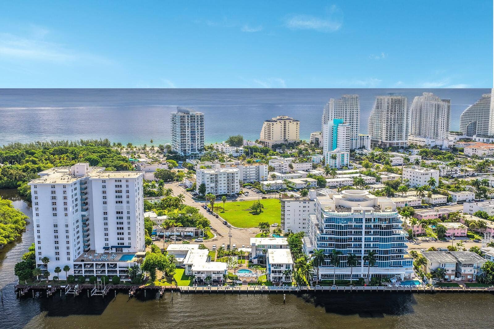 741 Bayshore Drive, #2 S, Fort Lauderdale, FL 33304 22_Untitled_design_20260922_142744_0000_