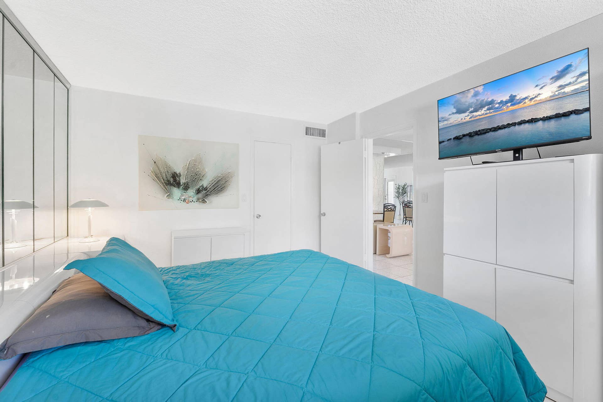 1889 S Ocean Drive, #203, Hallandale Beach, FL 33009 11-web-or-mls-DSC04890