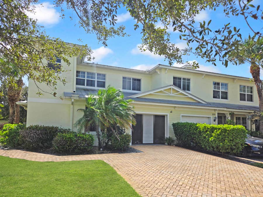 Property photo for 2529 CREEKSIDE Drive, Fort Pierce, FL