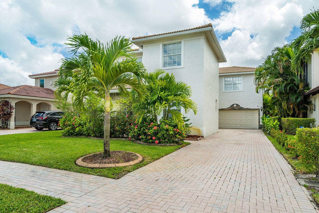 156 CATANIA Way, Royal Palm Beach, FL 33411 20220909152713381172000000-o