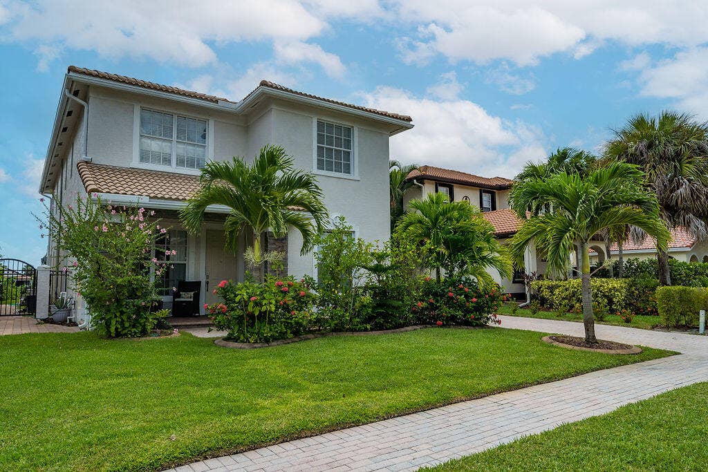 156 CATANIA Way, Royal Palm Beach, FL 33411 20220909152719396877000000-o