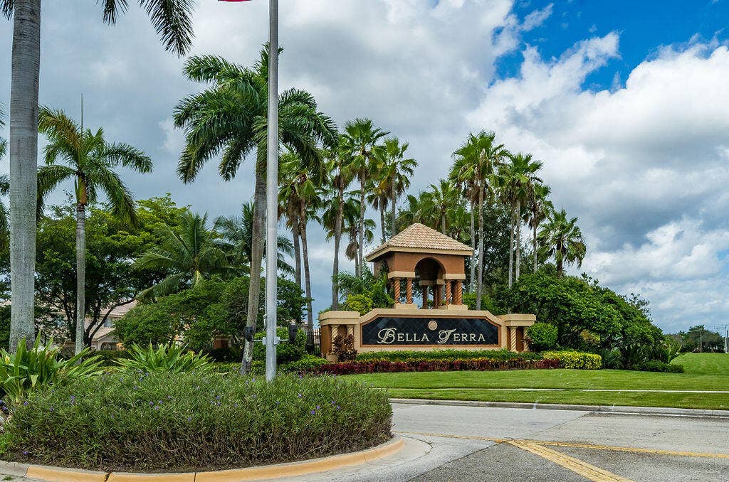 156 CATANIA Way, Royal Palm Beach, FL 33411 20220909152721159782000000-o