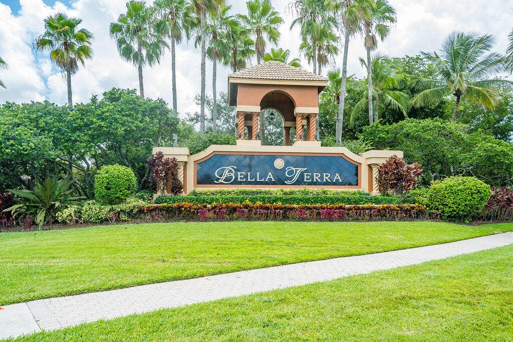 156 CATANIA Way, Royal Palm Beach, FL 33411 20220909152723051268000000-o