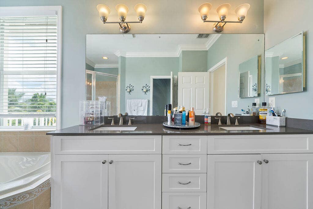 156 CATANIA Way, Royal Palm Beach, FL 33411 20220909152605312077000000-o