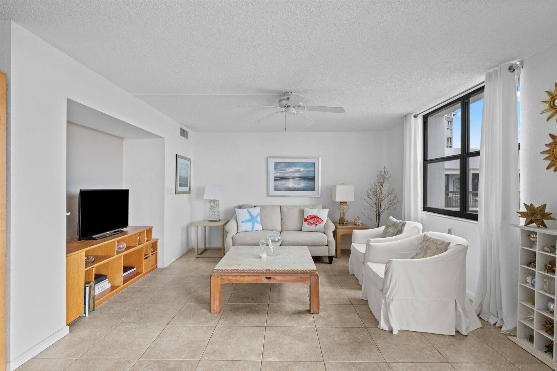611 SE 7TH Street, #PH-5, Delray Beach, FL 33483 08-DSC_2114
