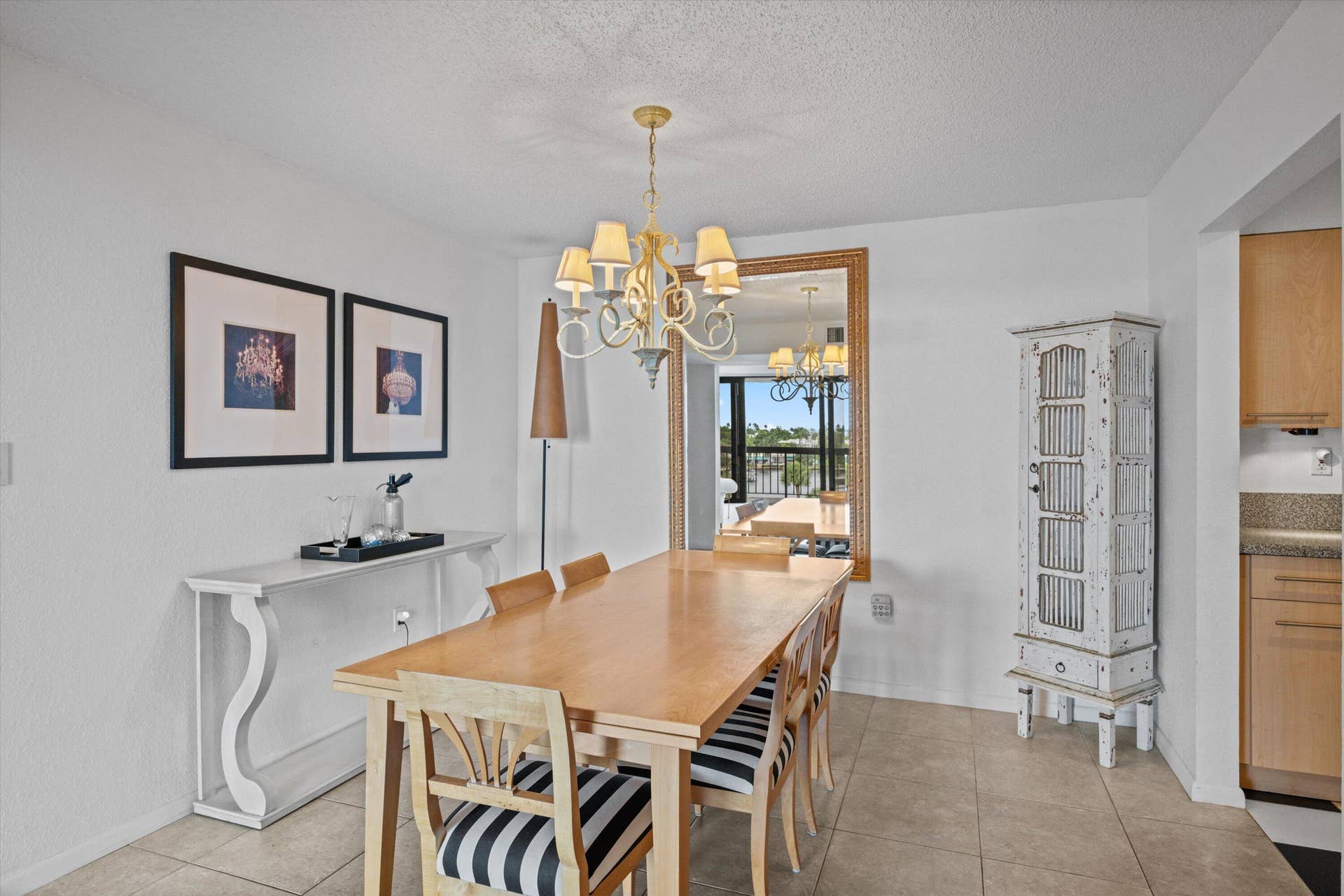 611 SE 7TH Street, #PH-5, Delray Beach, FL 33483 10-DSC_2123