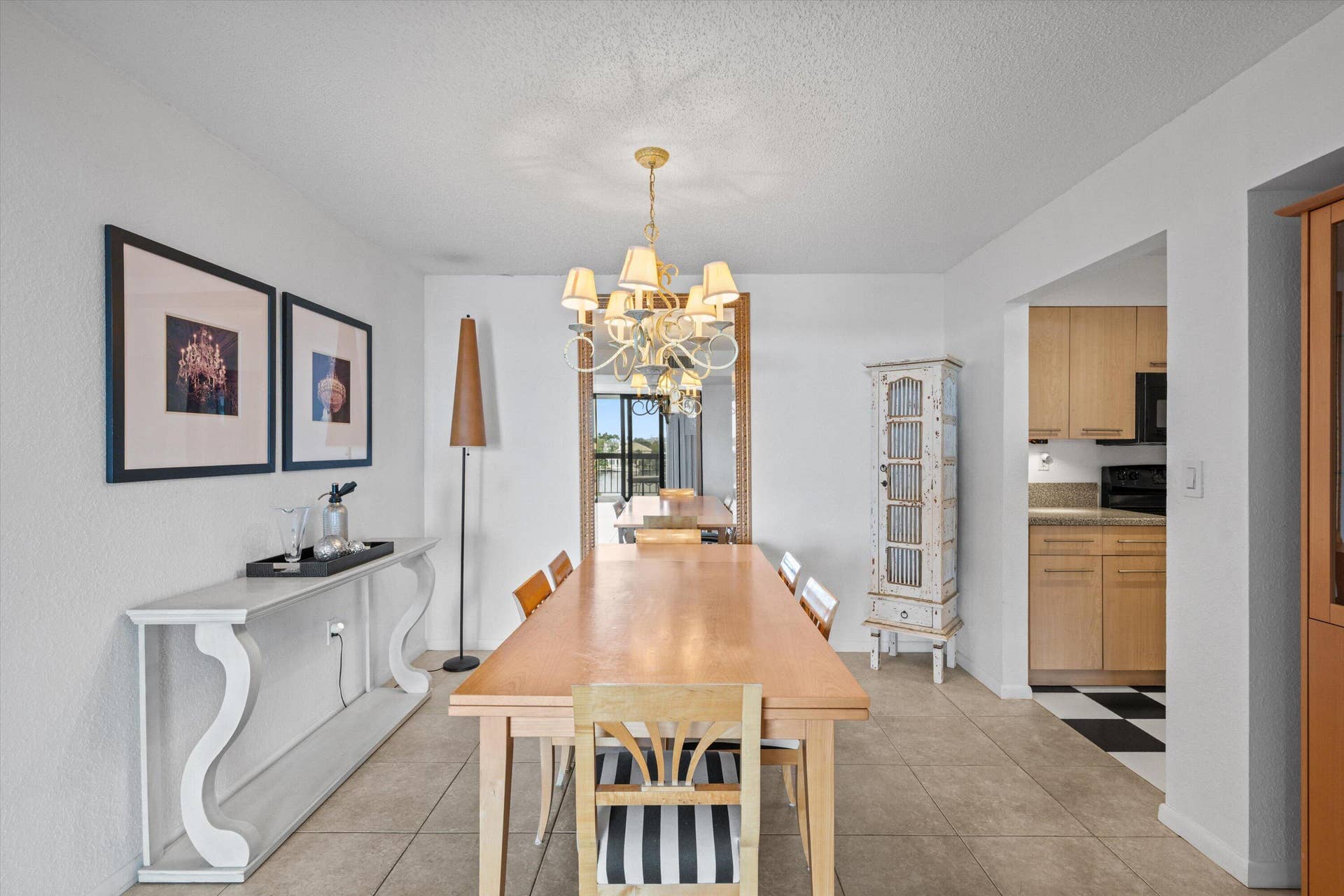 611 SE 7TH Street, #PH-5, Delray Beach, FL 33483 Dining Area