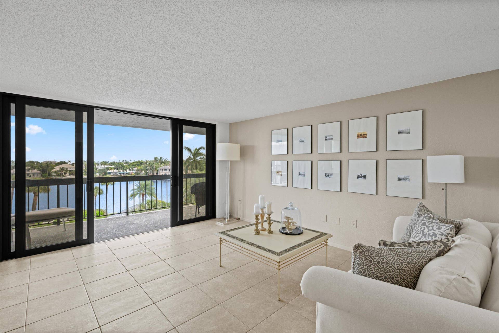 611 SE 7TH Street, #PH-5, Delray Beach, FL 33483 05-DSC_2078