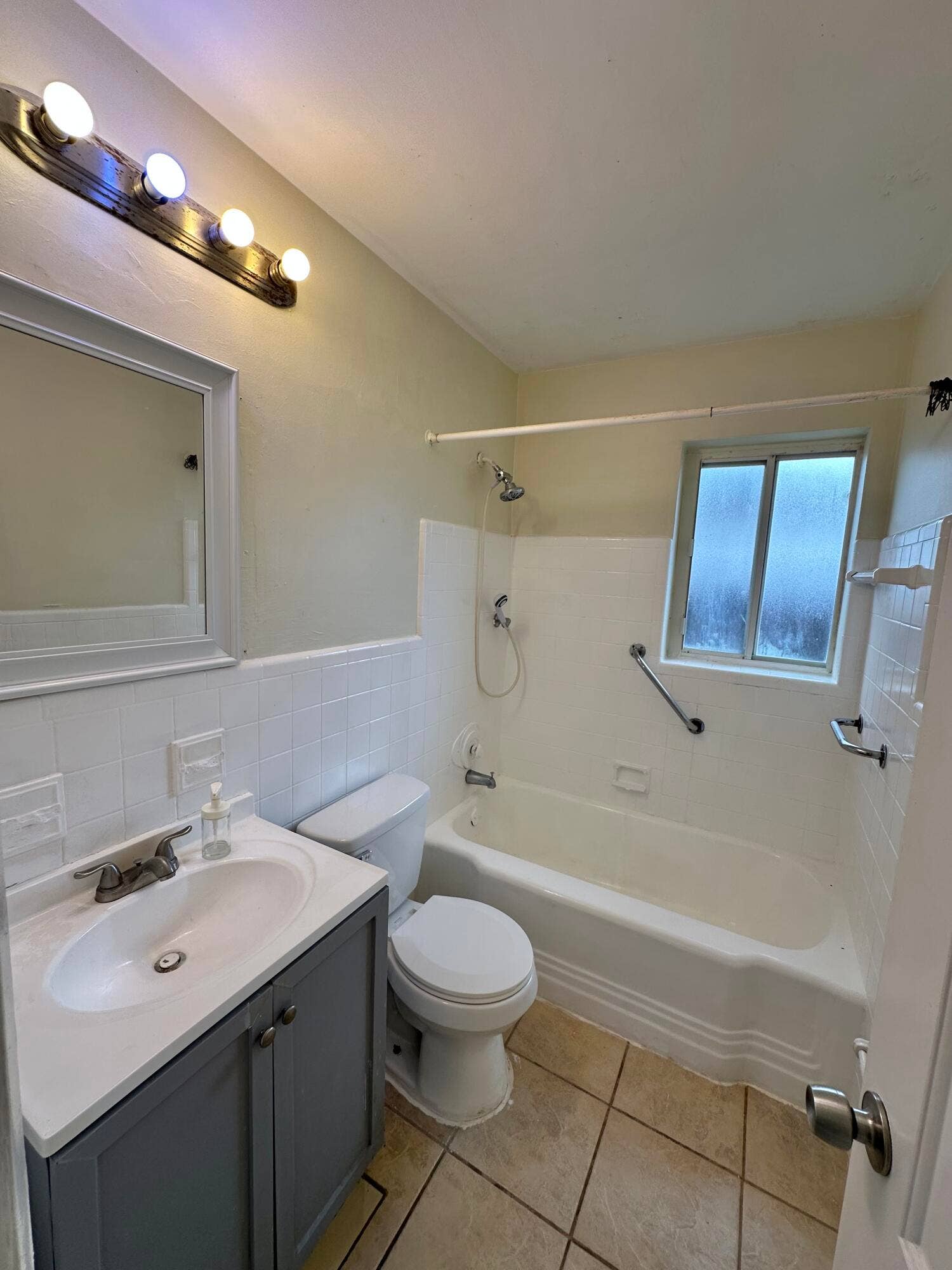 1411 NW 2ND Avenue, Fort Lauderdale, FL 33311 IMG_0099 (1)