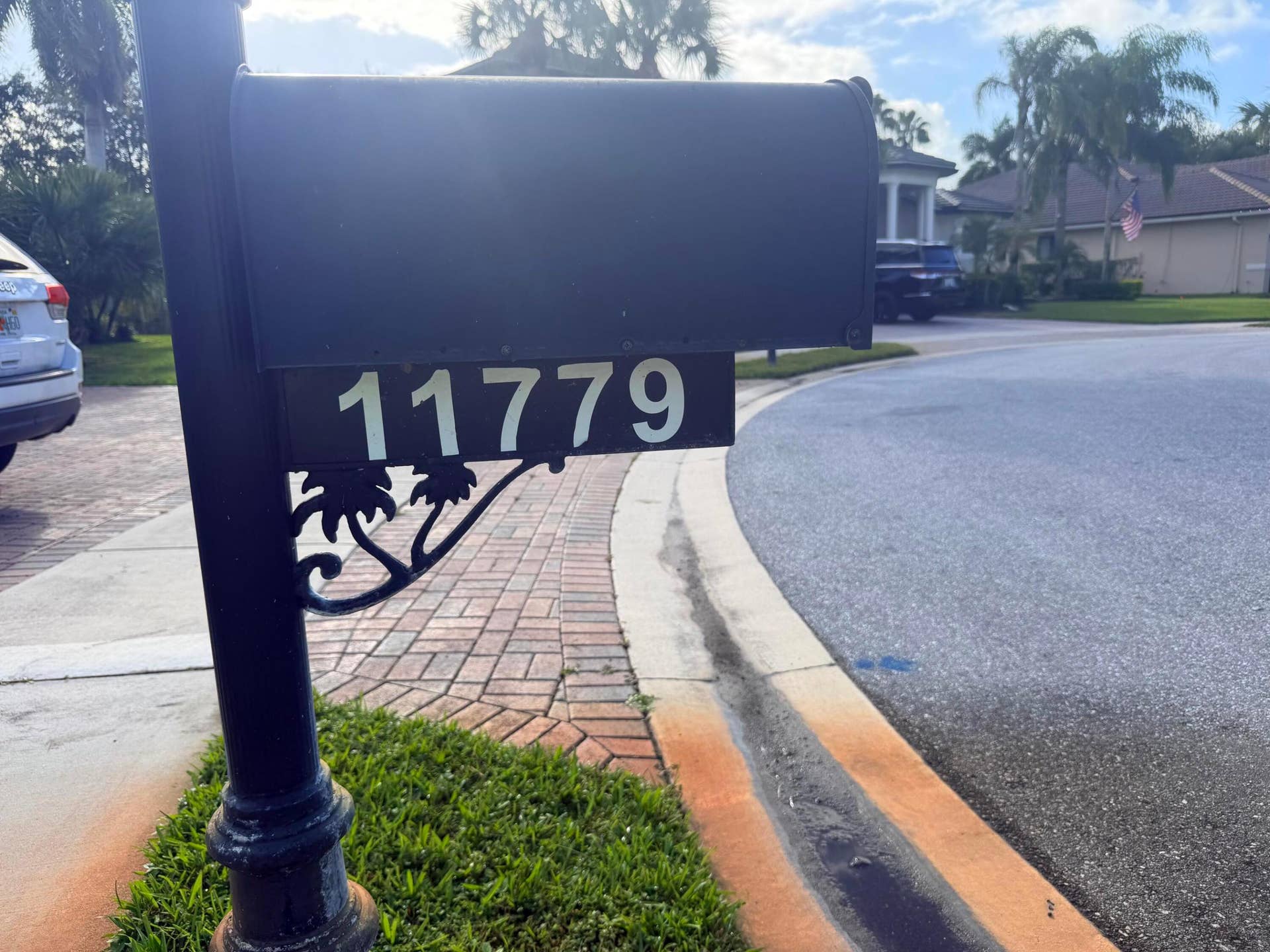 11779 OSPREY POINT Circle, Wellington, FL 33449 mailbox