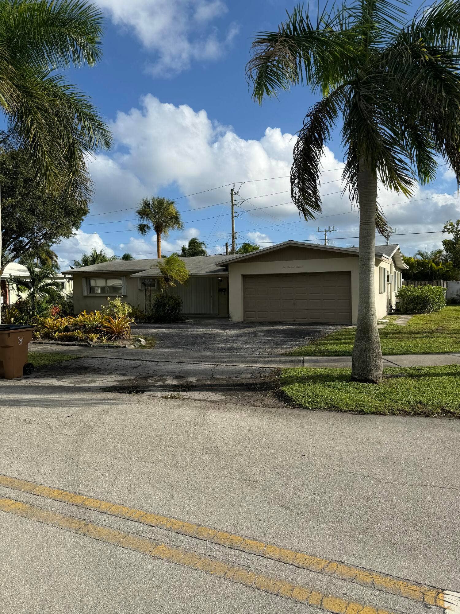 216 SE 10th Court, Deerfield Beach, FL 33441 IMG_1175