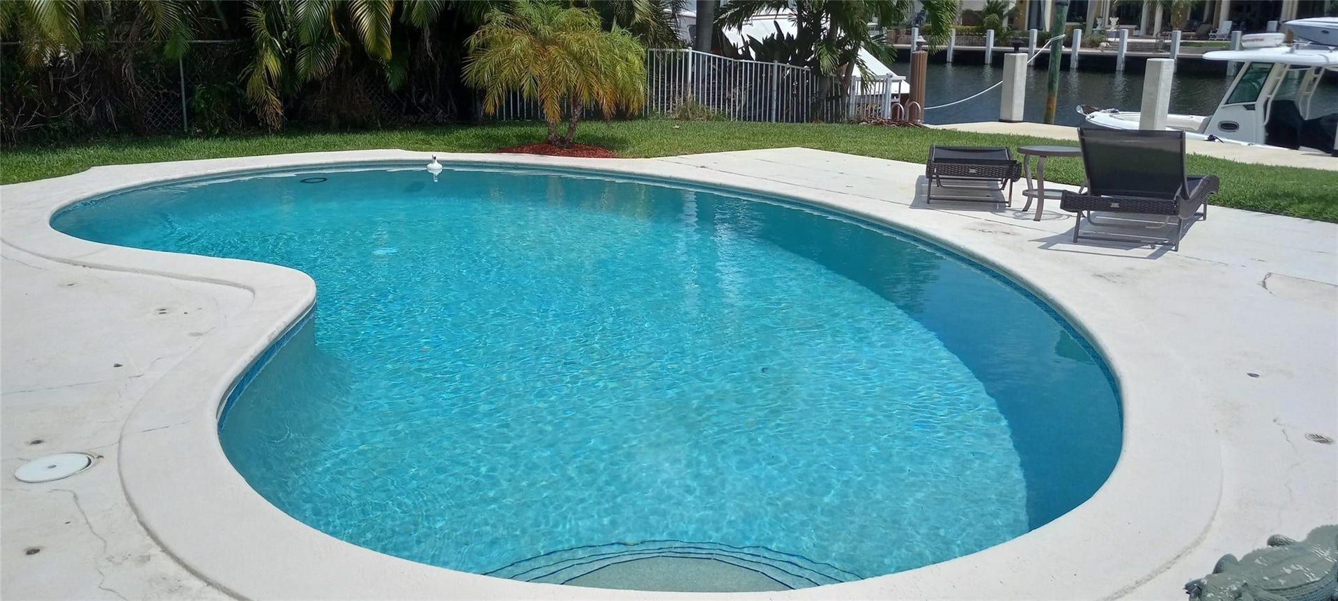2330 NE 33RD Street, Lighthouse Point, Lighthouse Point, FL 33064 Sparkling blue pool