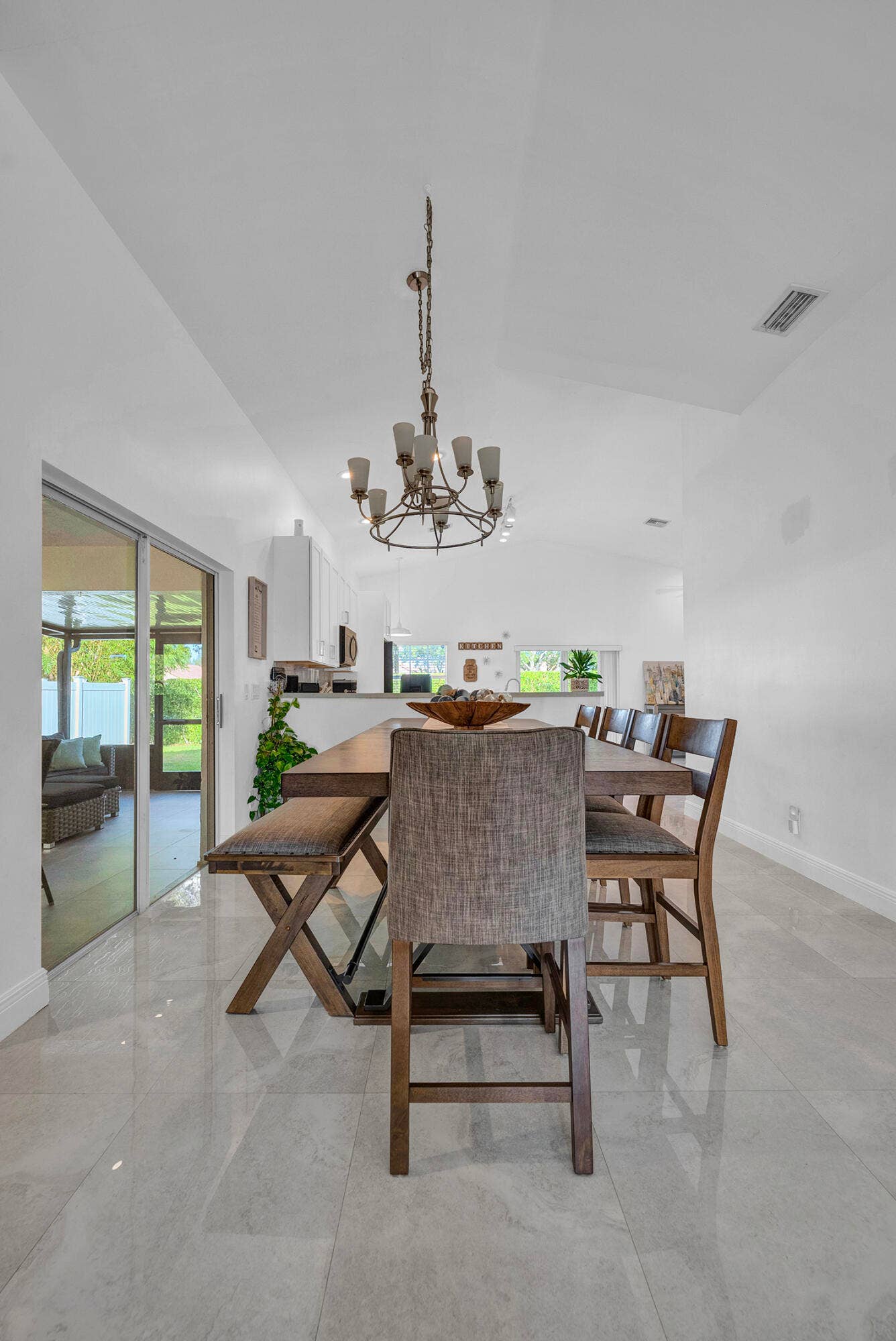 10580 PEBBLE COVE Lane, Boca Raton, FL 33498 DSC04916