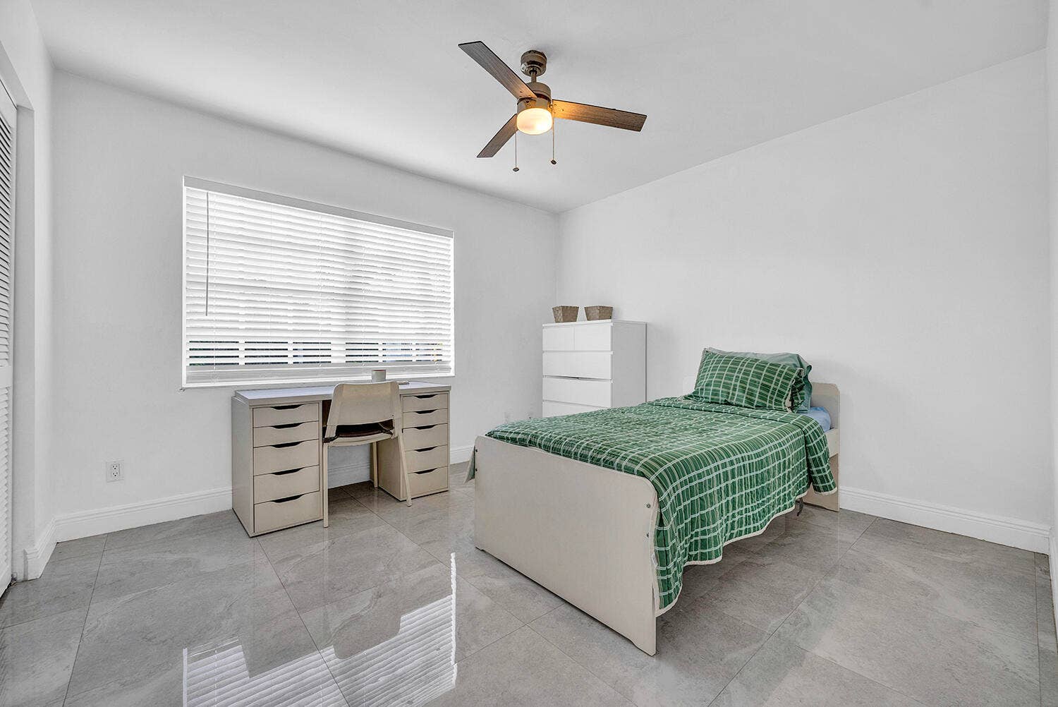 10580 PEBBLE COVE Lane, Boca Raton, FL 33498 DSC04895