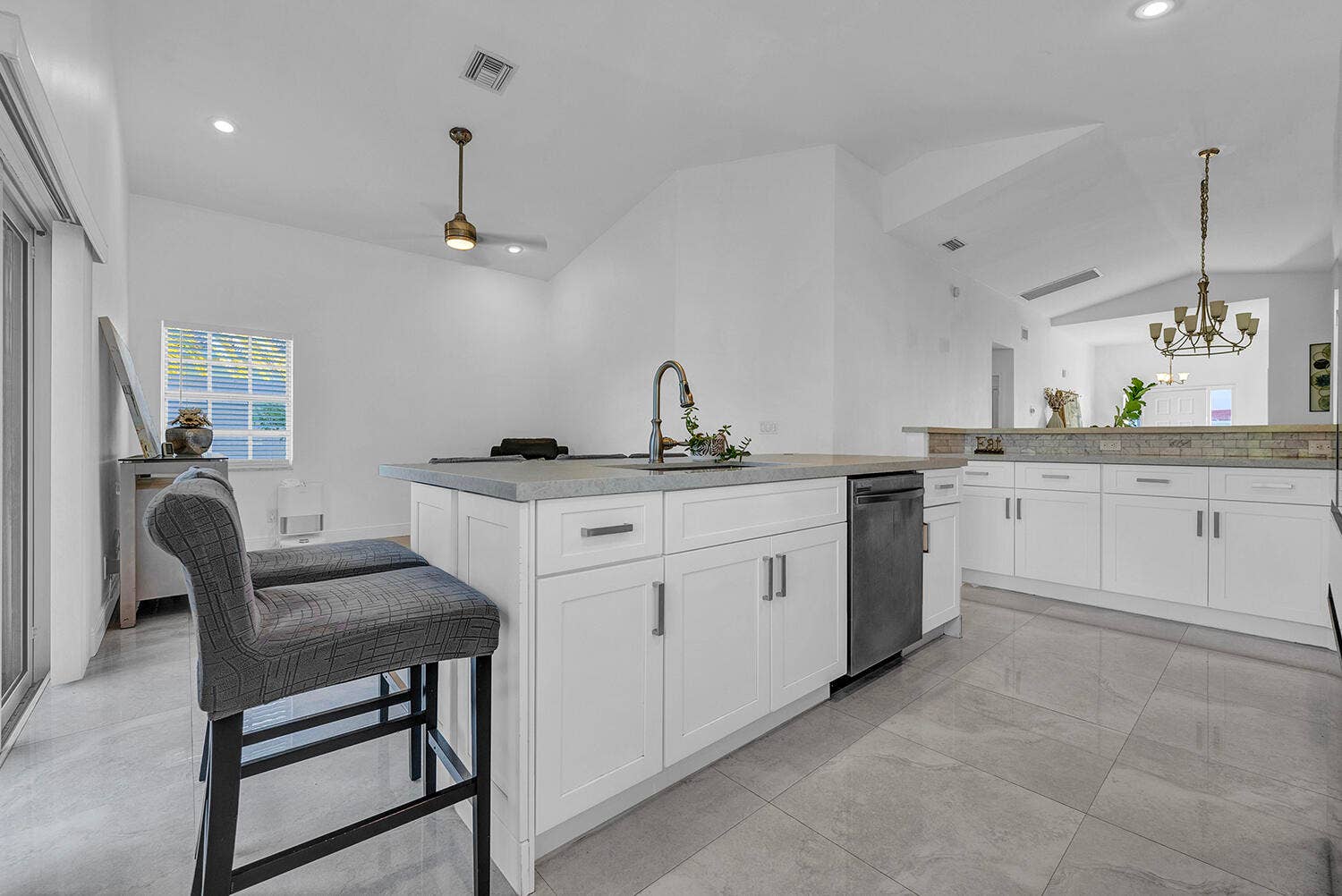 10580 PEBBLE COVE Lane, Boca Raton, FL 33498 DSC04976