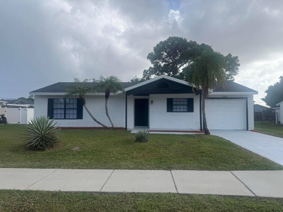 Property photo for 2522 SE Mariposa Avenue, Port St Lucie, FL