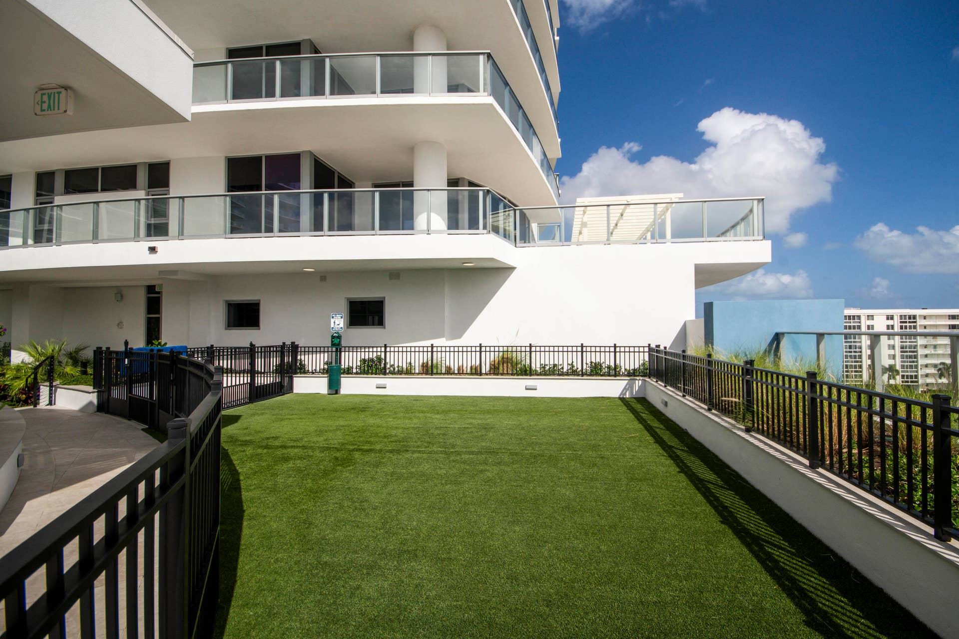 220 Lake Shore Drive, #813, West Palm Beach, FL 33403 Dog Park