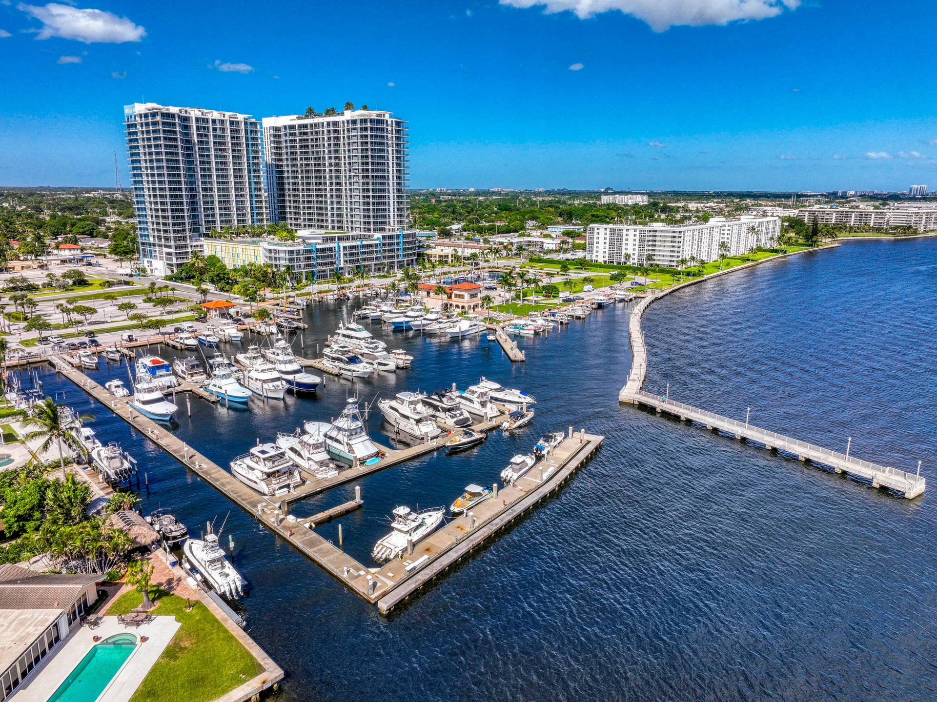 220 Lake Shore Drive, #813, West Palm Beach, FL 33403 Marina