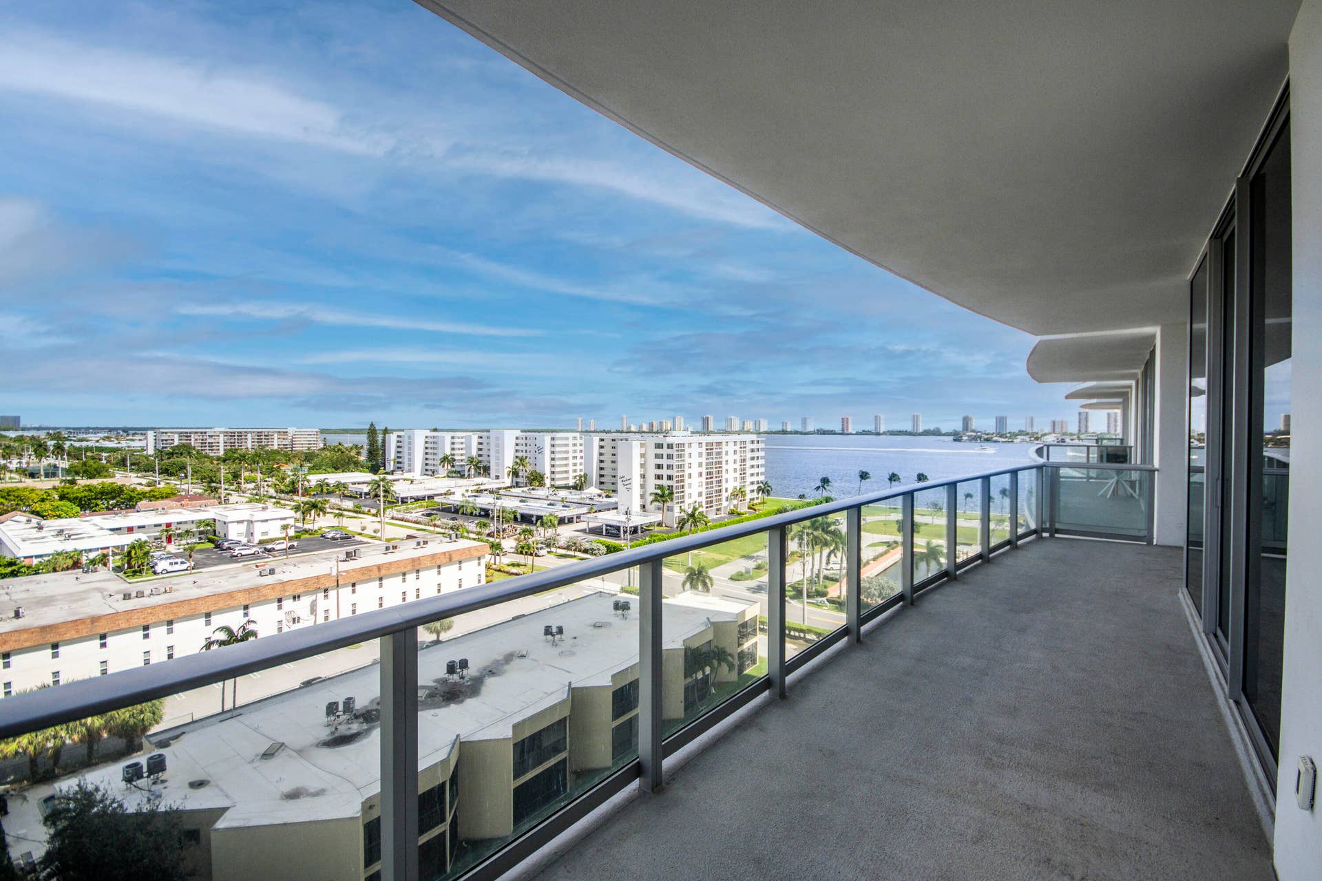 220 Lake Shore Drive, #813, West Palm Beach, FL 33403 Terrace - Intracoastal View