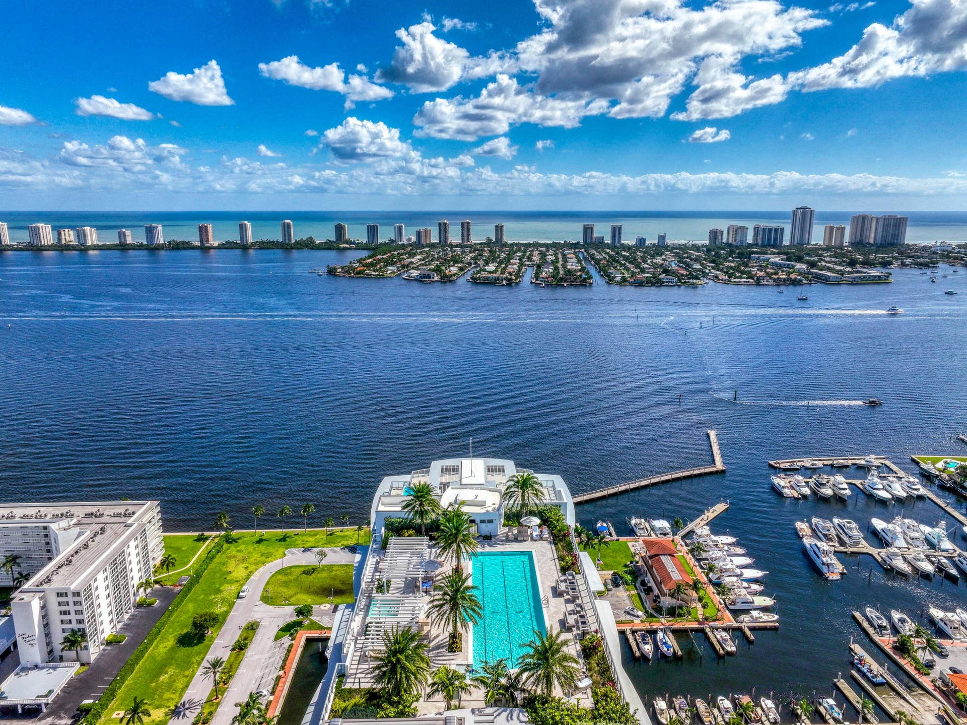 220 Lake Shore Drive, #813, West Palm Beach, FL 33403 Intracoastal + Ocean Views