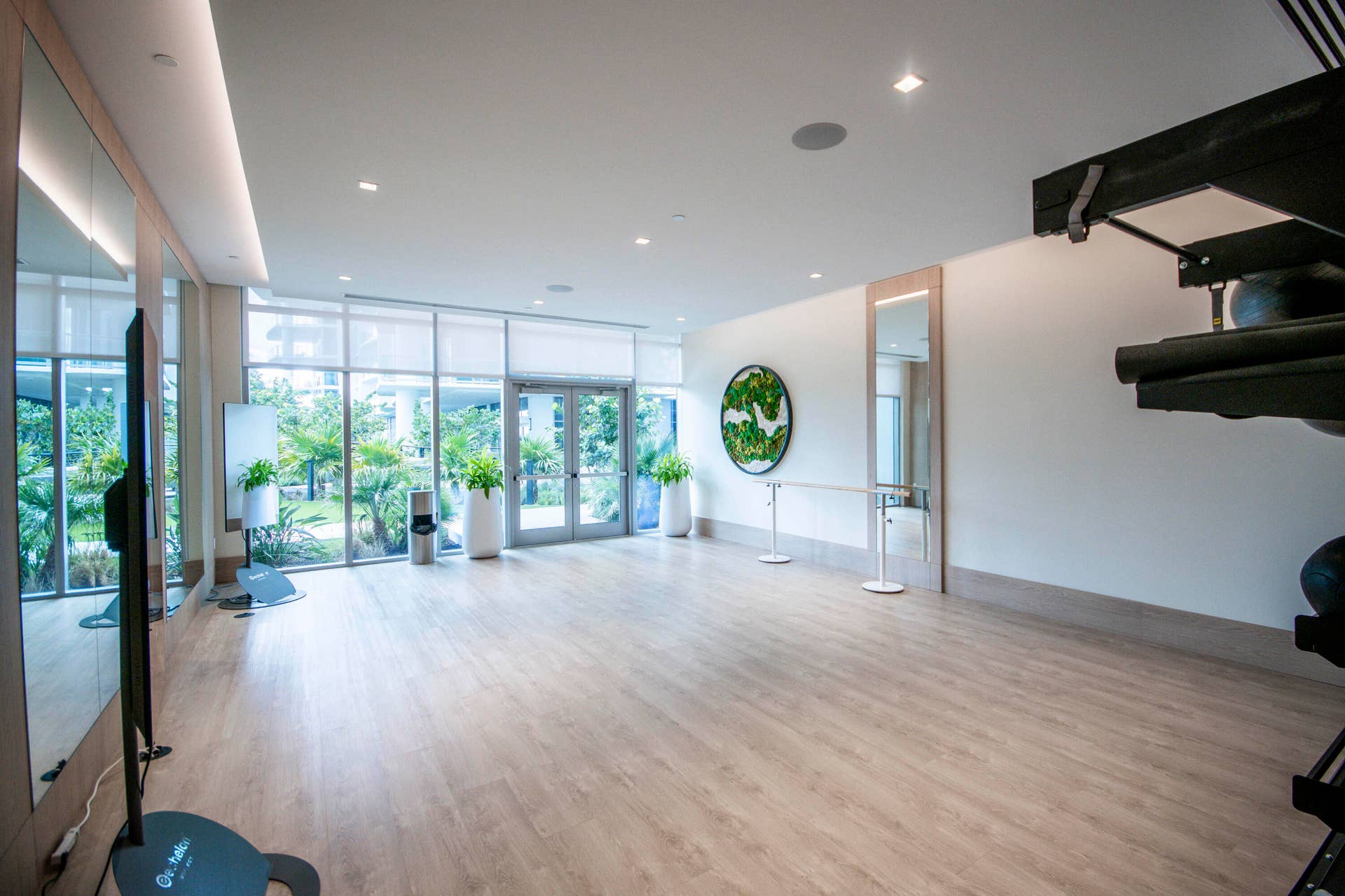 220 Lake Shore Drive, #813, West Palm Beach, FL 33403 Yoga Studio | Group Fitness