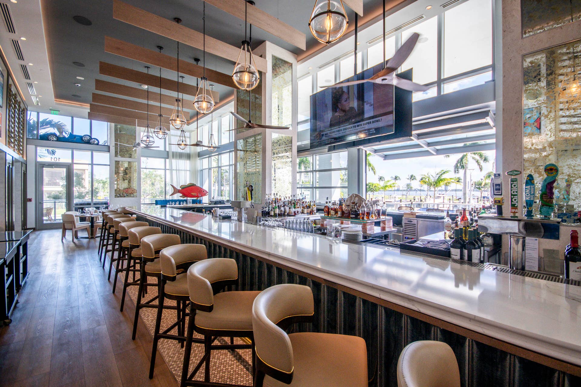 220 Lake Shore Drive, #813, West Palm Beach, FL 33403 SeaHawk Prime Restaurant & Bar