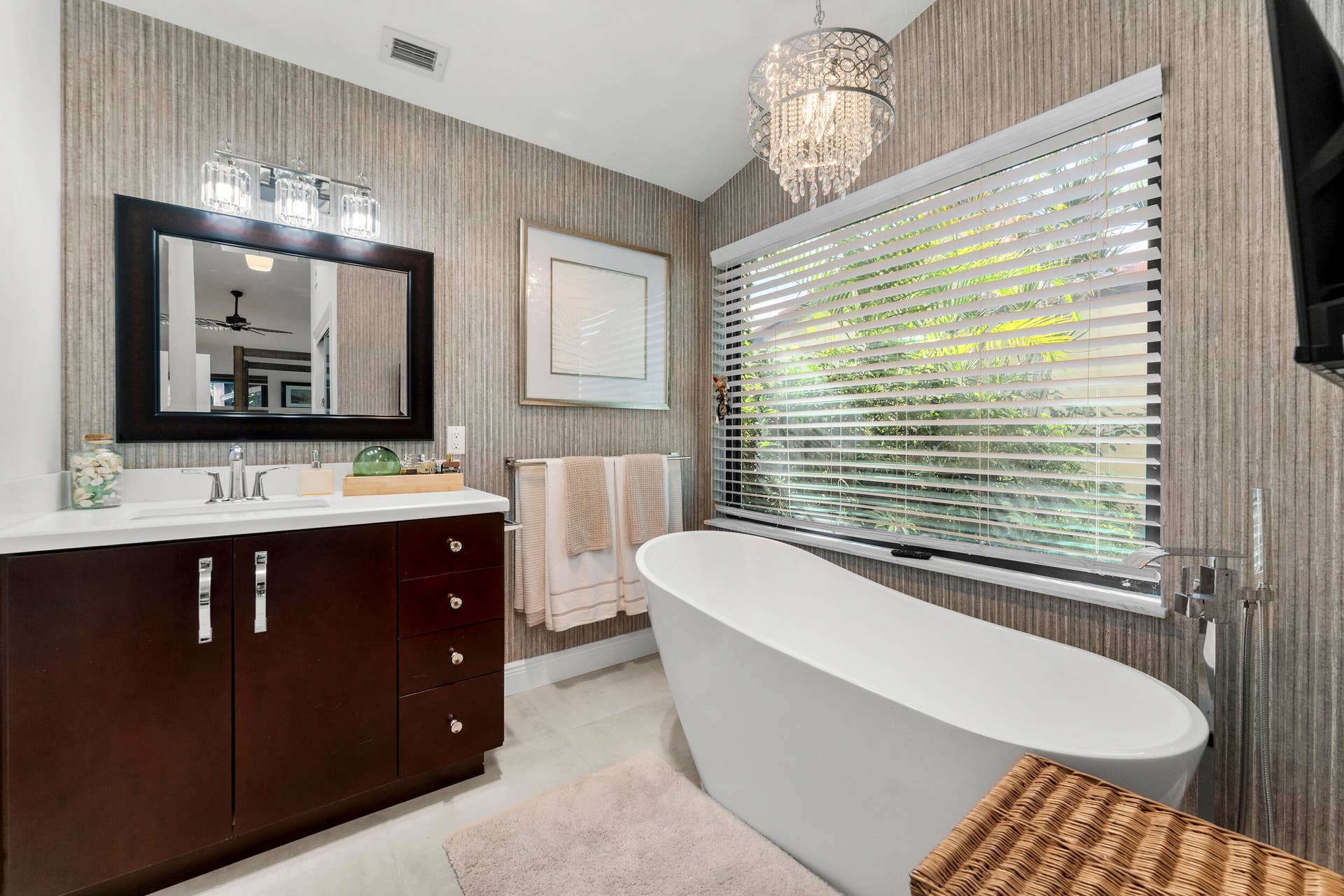 7029 GOLF POINTE Circle, Tamarac, FL 33321 7029_Golf_Pointe_Circle-24