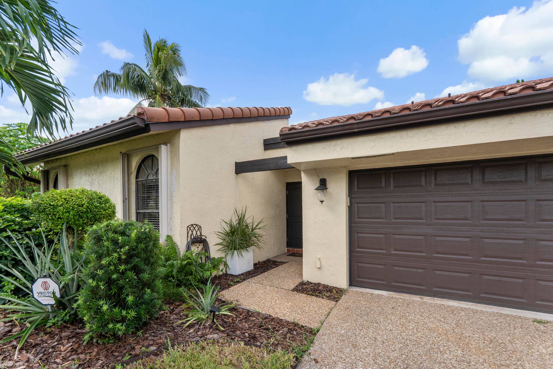 7029 GOLF POINTE Circle, Tamarac, FL 33321 7029_Golf_Pointe_Circle-5