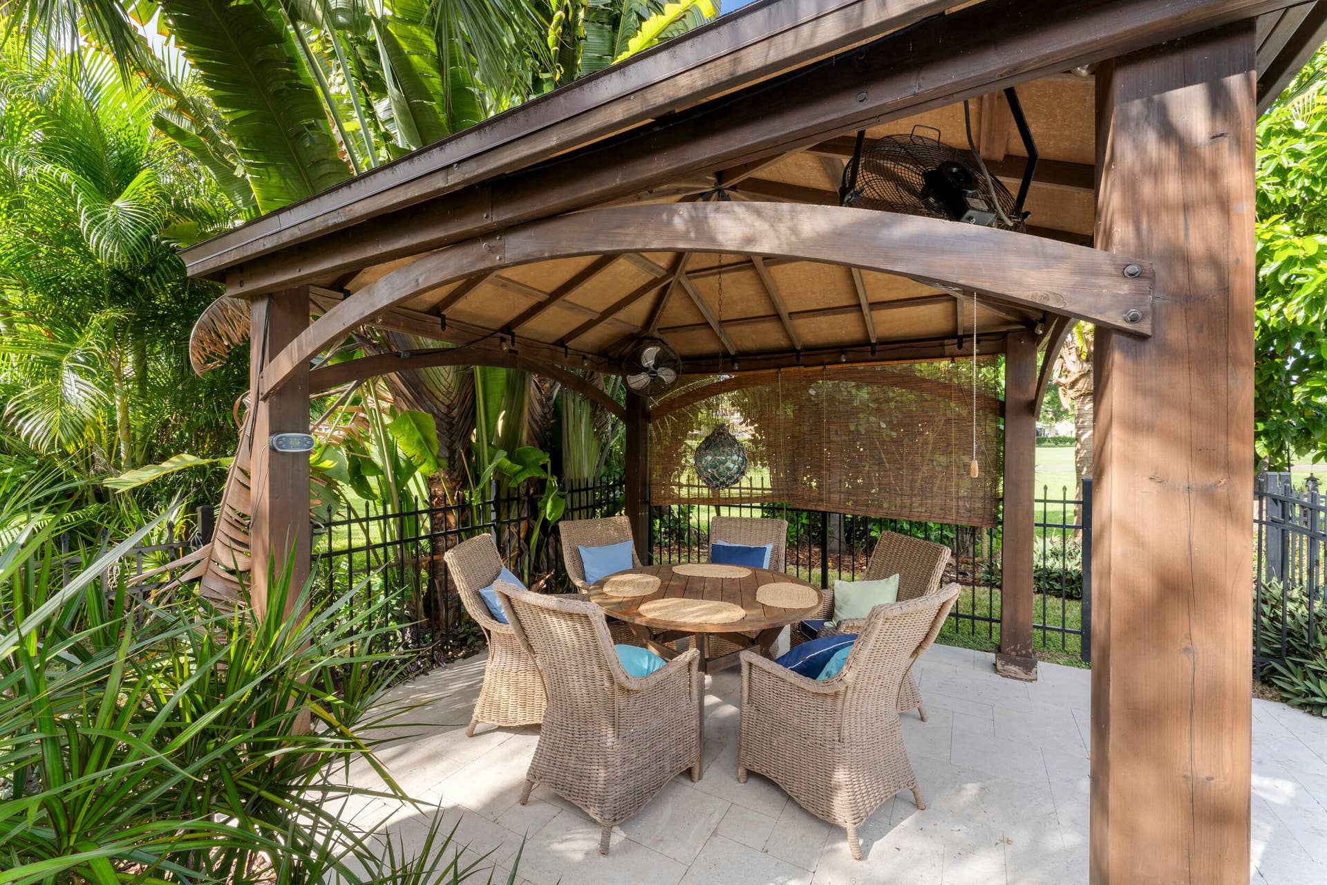 7029 GOLF POINTE Circle, Tamarac, FL 33321 7029_Golf_Pointe_Circle-35