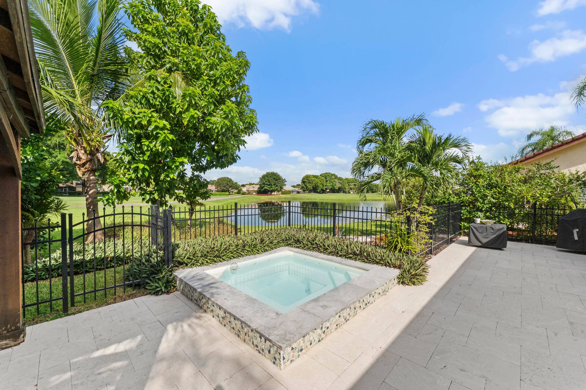 7029 GOLF POINTE Circle, Tamarac, FL 33321 7029_Golf_Pointe_Circle-37