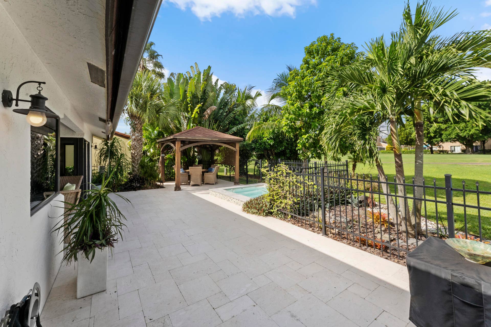 7029 GOLF POINTE Circle, Tamarac, FL 33321 7029_Golf_Pointe_Circle-39